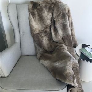 Authentic wild rabbi fur throw 1.90x1.90 m